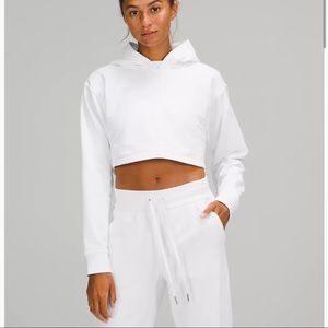 Lululemon cropped hoodie, size 8